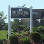 Holly Tree Resort 