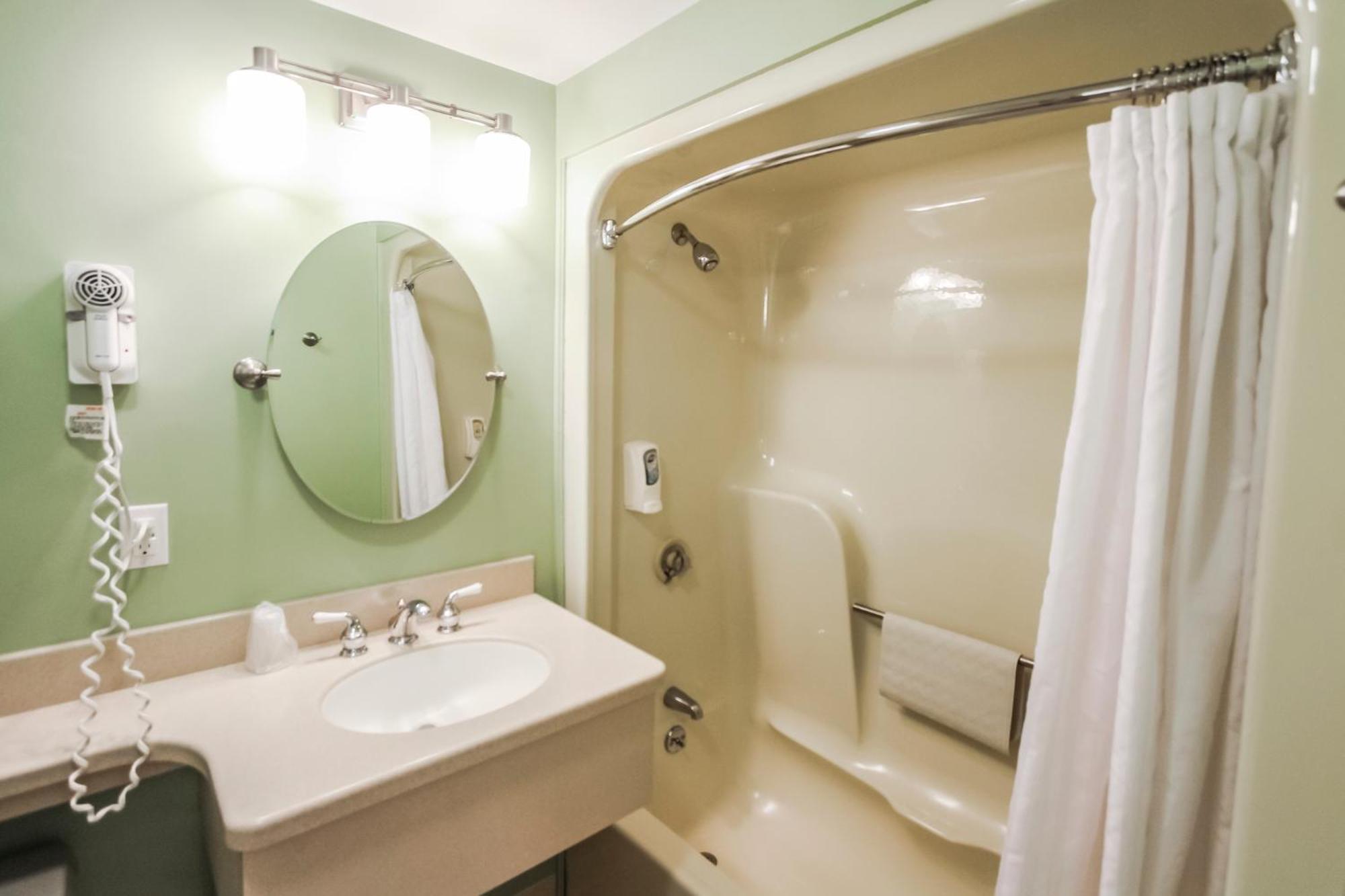 Hotel Holly Tree West Yarmouth