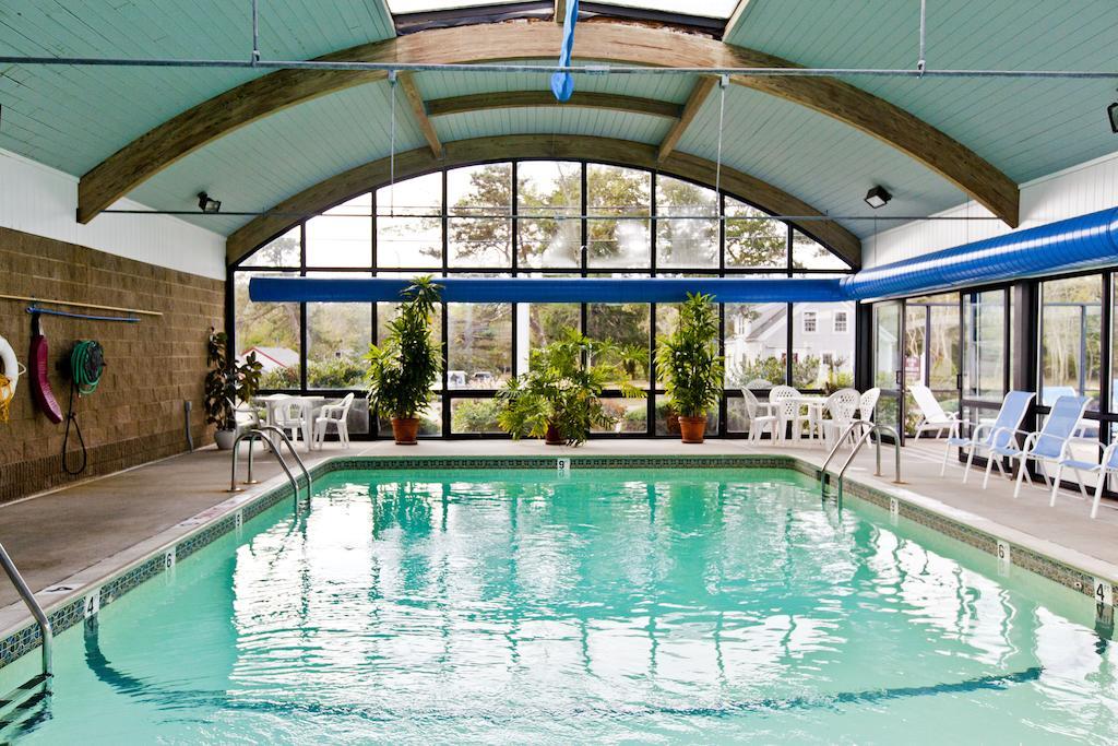 Holly Tree Hotel