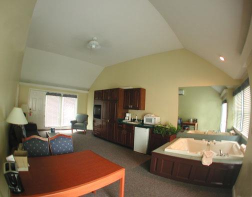 Holly Tree Hotel 3*